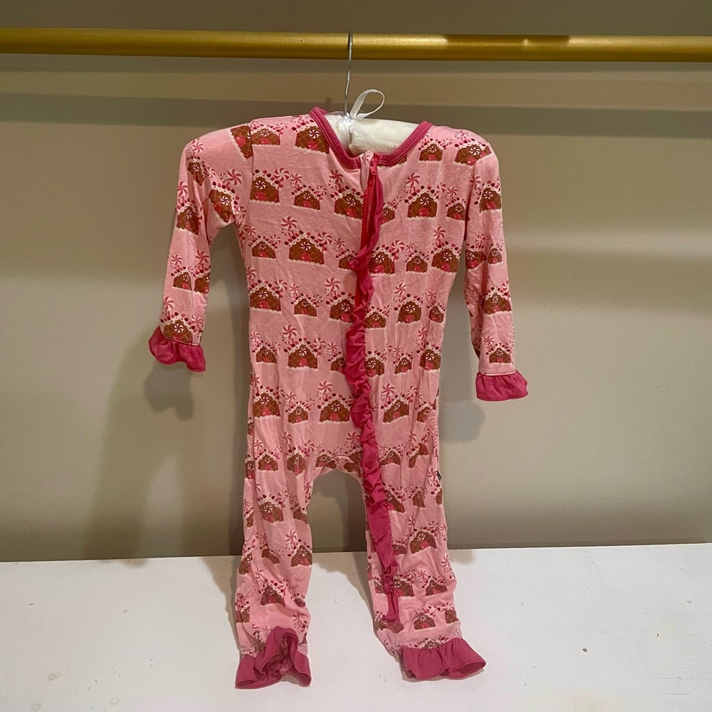 Kickee Pants lotus Gingerbread Christmas PJ’s 6-9m